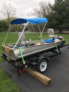 aluminum fishing boat w seats